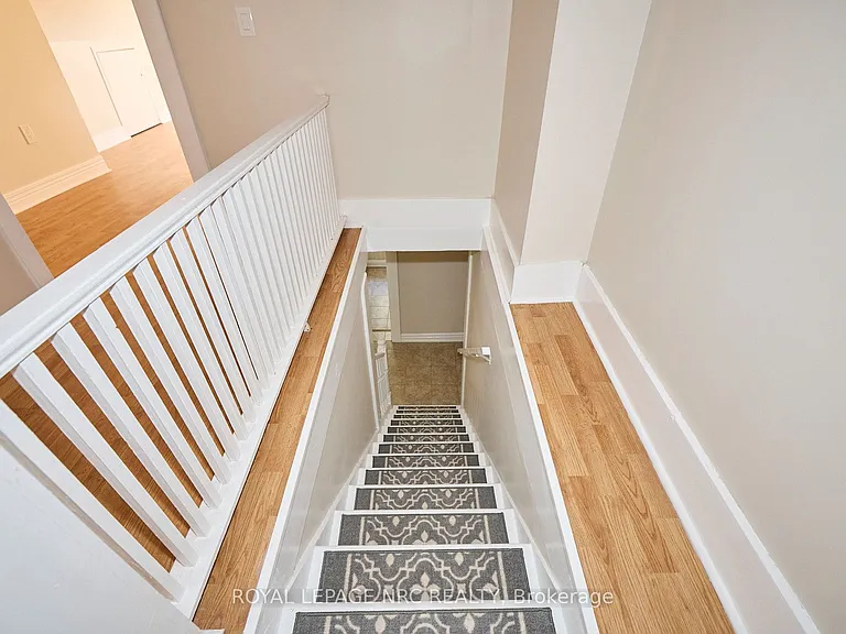 4592 6th Ave — Photo 28
