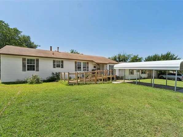 1032 Hazelwood Dr, Midwest City, OK 73110