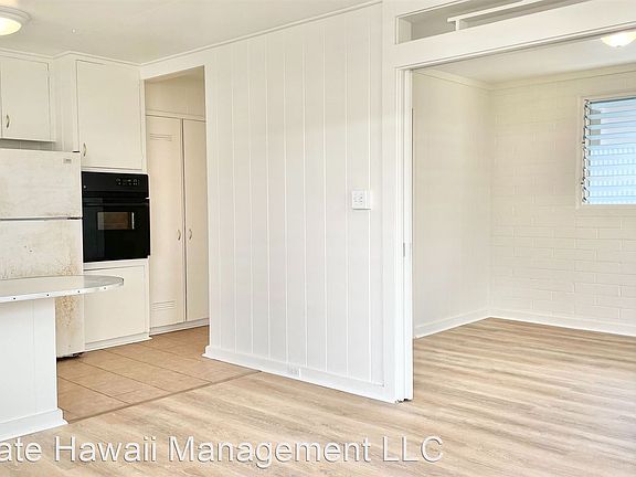 2nd image of 780 Punahou St APT 2