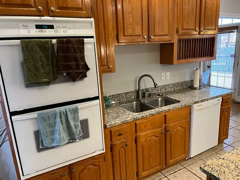 2224 Monticello Dr — Photo 11