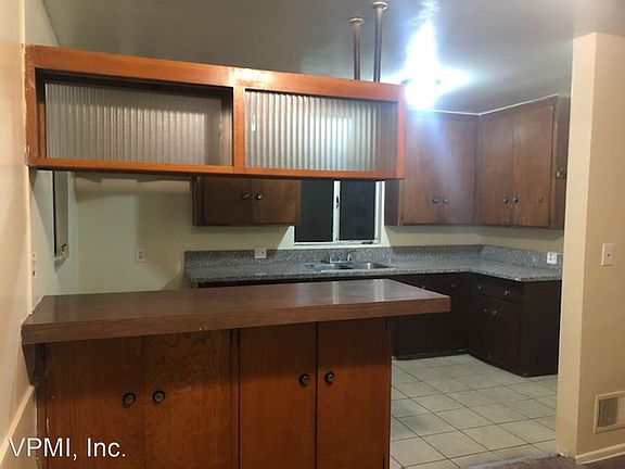 5th image of 5030 Coliseum St #3