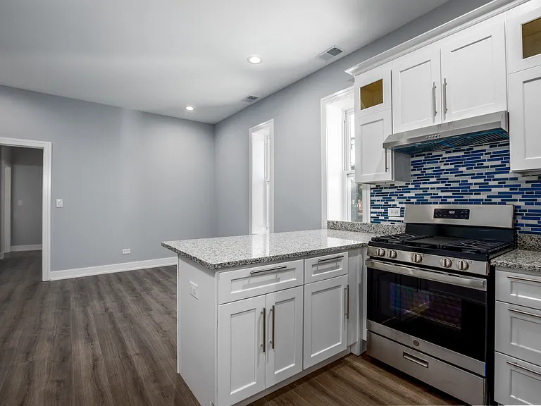 3744 S Parnell Ave #2 — Photo 6