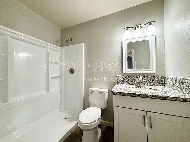 10 E 18th St #3 — Photo 6