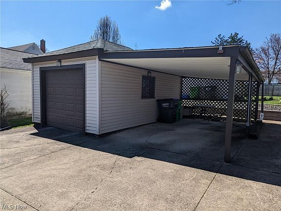 4th image of 644 Wilcox St