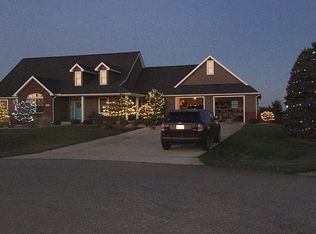 3038 Windmill Ct, Adrian, MI 49221