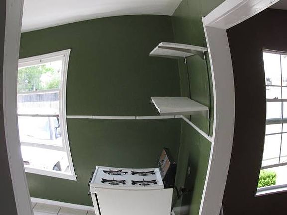 5th image of 102 Notre Dame Dr