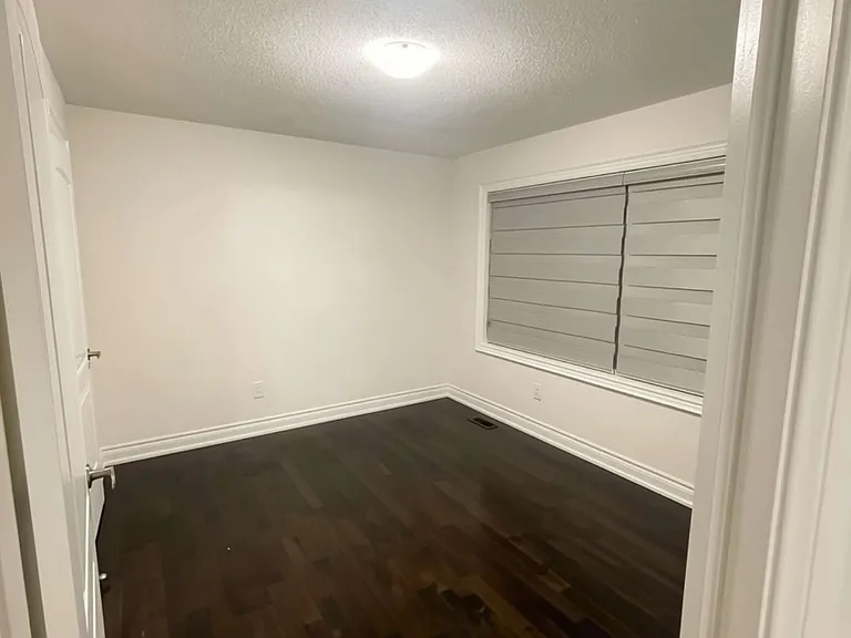 240 Seaview Hts — Photo 13