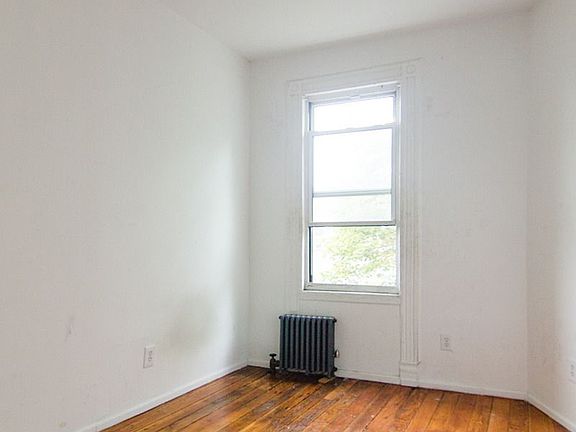 4th image of 178 Kingsland Ave #1F