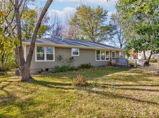 7002 N Brookside Rd, Pleasant Valley, MO 64068