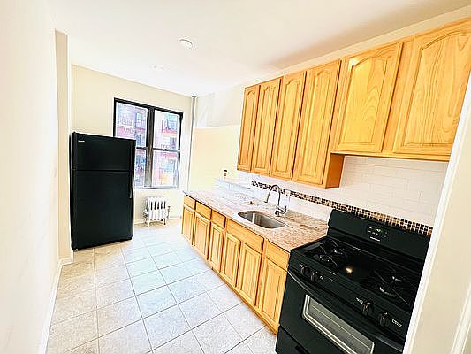 3rd image of 31-69 37th St #12B