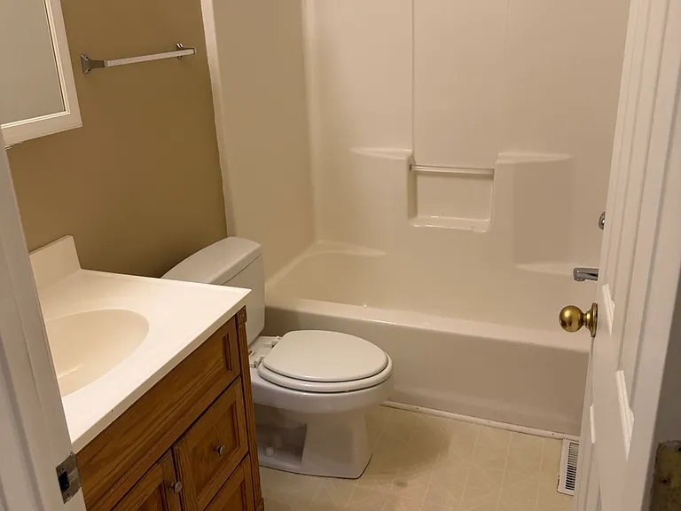 318 W Kenwood Way #1 — Photo 12