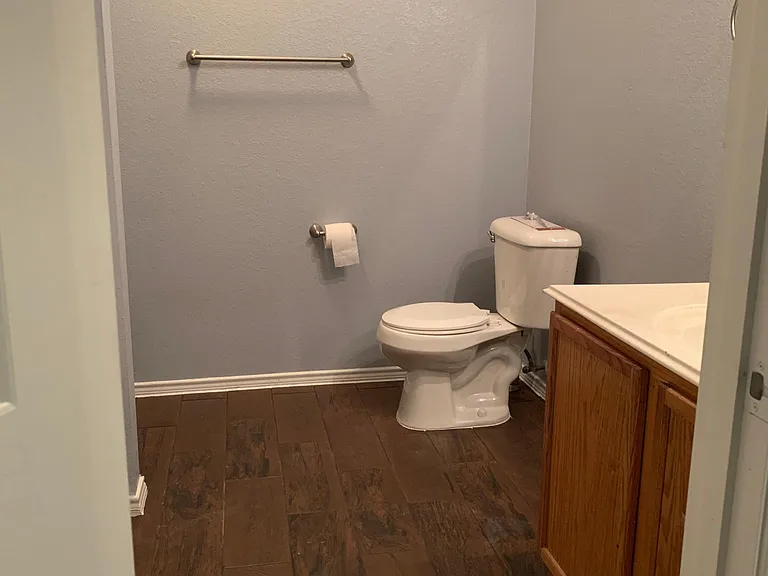 1726 Chestnut St — Photo 7