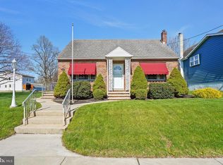319 S Richmond St, Fleetwood, PA 19522