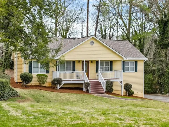 621 Embry Ln NE, Marietta, GA 30066