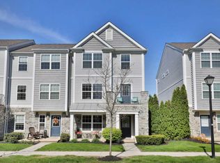 1429 Bloomington Blvd, Columbus, OH 43228