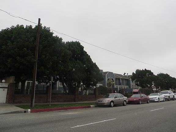 2nd image of 14760 Pioneer Blvd