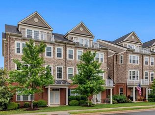 42618 Hardage Ter, Ashburn, VA 20148