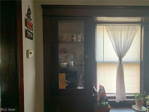 5th image of 3820-3822 Muriel Ave
