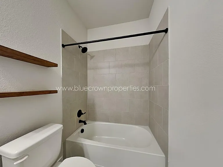 606 Taylor Dr — Photo 15