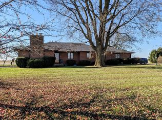 9149 N Brush College Rd, Oreana, IL 62554