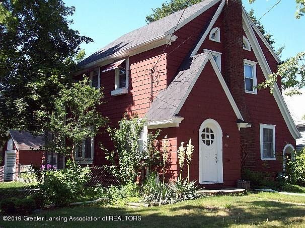 1st image of 901 W Barnes Ave