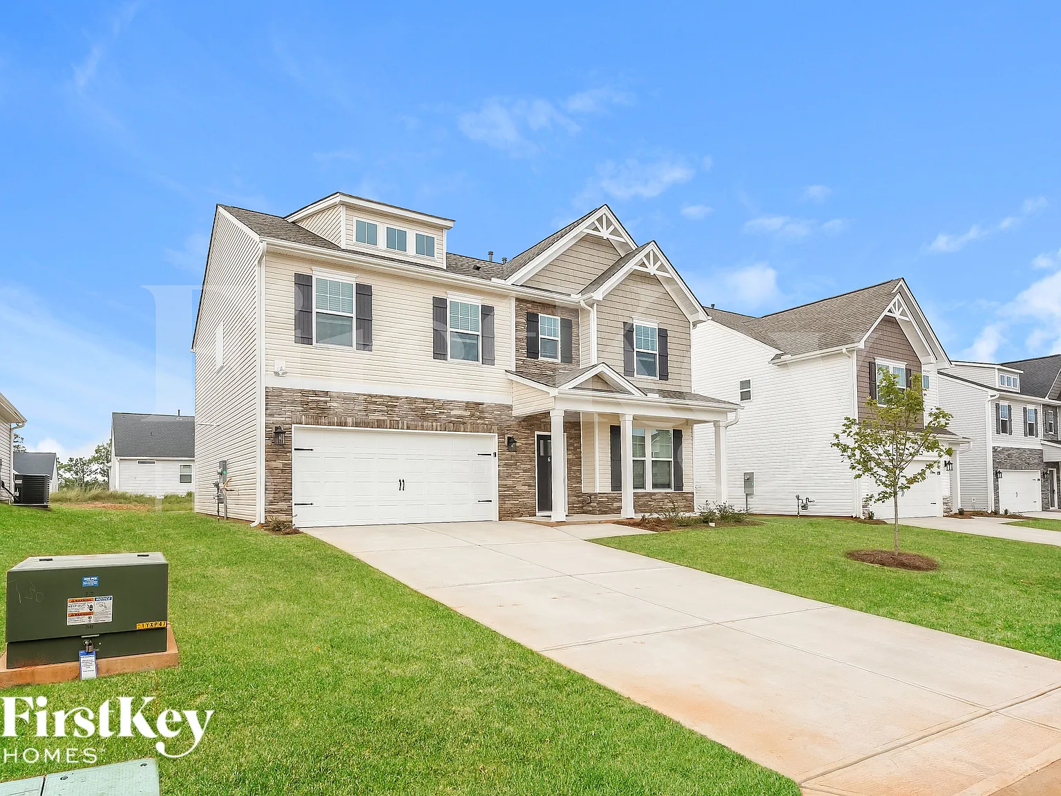 4 bed, 2.5 bath, 2448 sqft, $2,305 — Photo 2