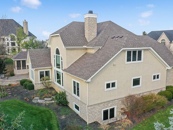 5th image of 8999 Tartan Fields Dr