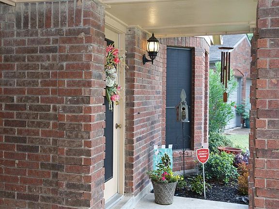 5th image of 7714 High Village Dr #221