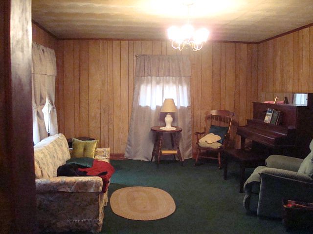 2nd image of 61 Windover St