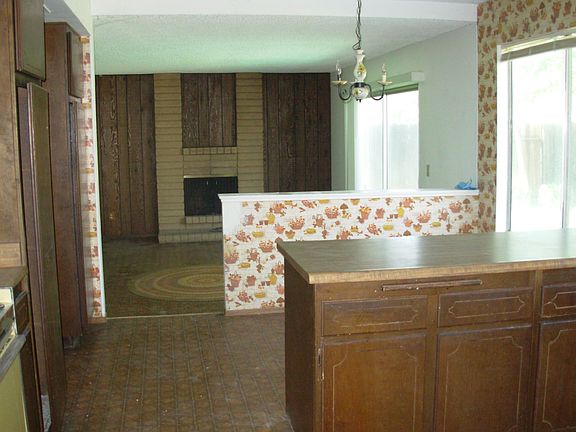 4th image of 10005 Bexley Dr