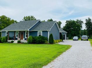 300 Meadows Rd, Portland, TN 37148