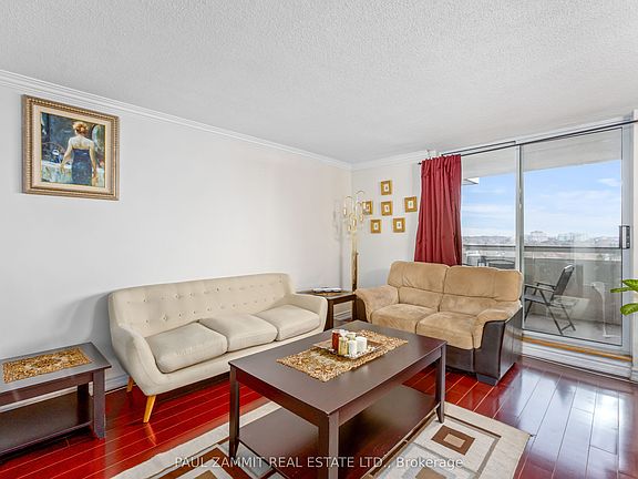 3rd image of 80 Inverlochy Blvd #1008