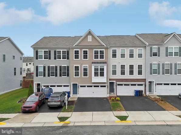 9174 Wyche Knoll Ln, Manassas, VA 20110