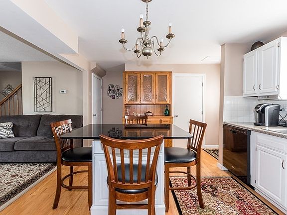 5th image of 25 Providence St #D