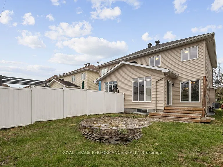 34 Moe Robillard St — Photo 49