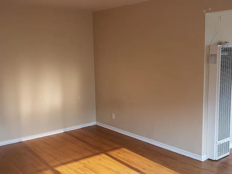 1921 Bonita Ave #4 — Photo 8