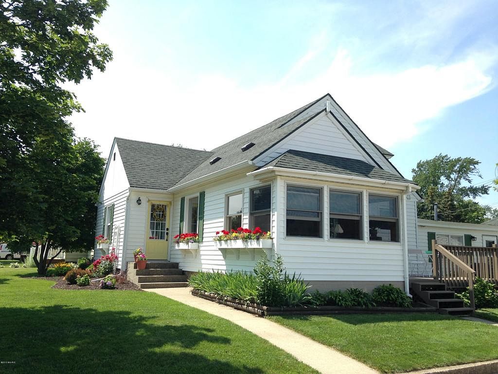 655 E Central Ave, Zeeland, MI 49464 Zillow