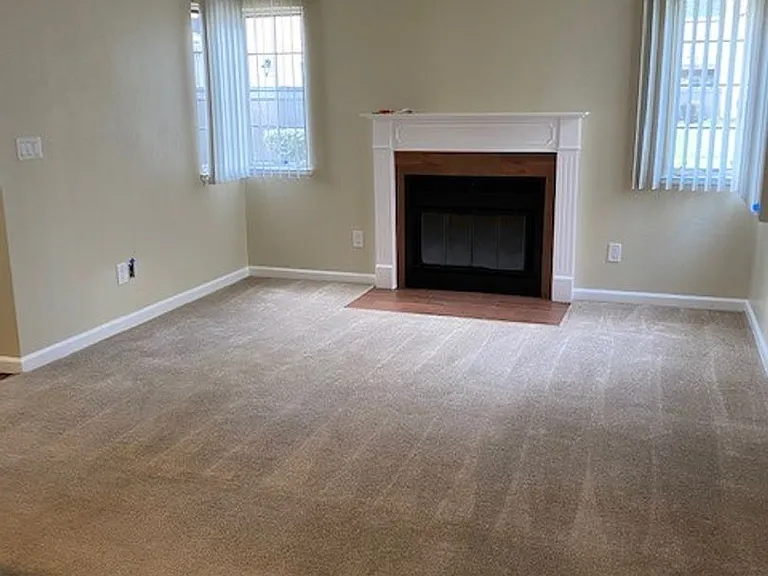 Carmel Woods Apartments — Photo 39
