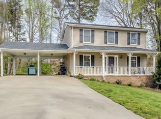 134 Robinwood Pl, Danville, VA 24540