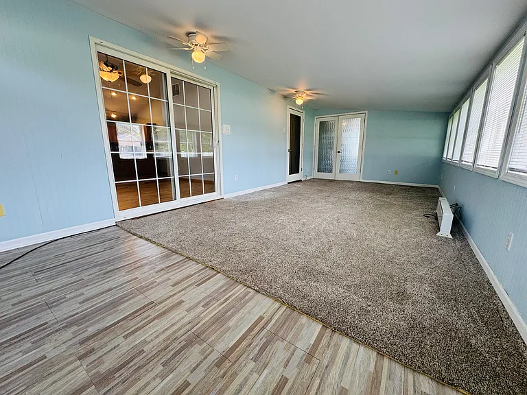 326 Brown Ct — Photo 24
