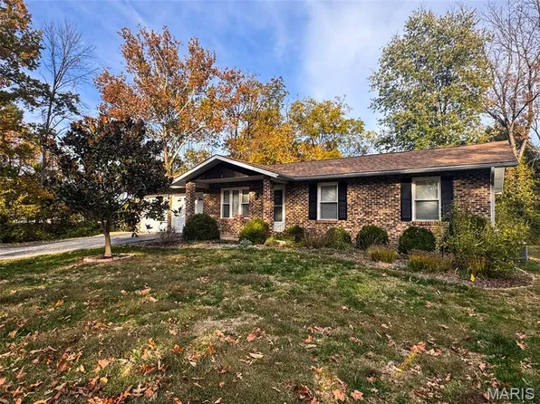 308 Forest Run Dr, Eureka, MO 63025