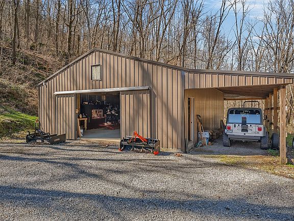 45th image of 3331 Adamson Branch Rd