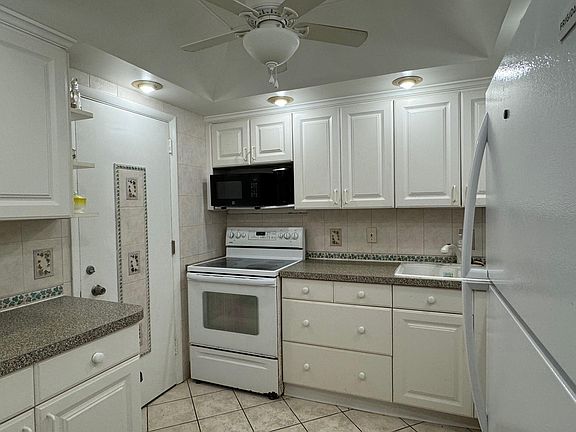 4th image of 305 N Pompano Beach Boulevard #1410