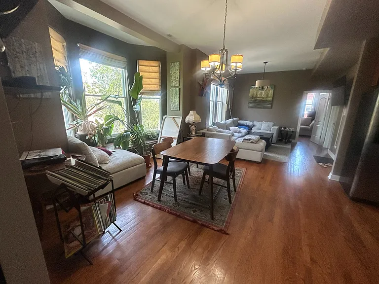 1058 N Damen Ave #3F — Photo 6