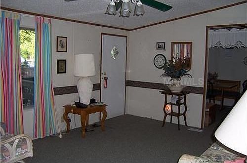 3rd image of 4503 Estate Dr