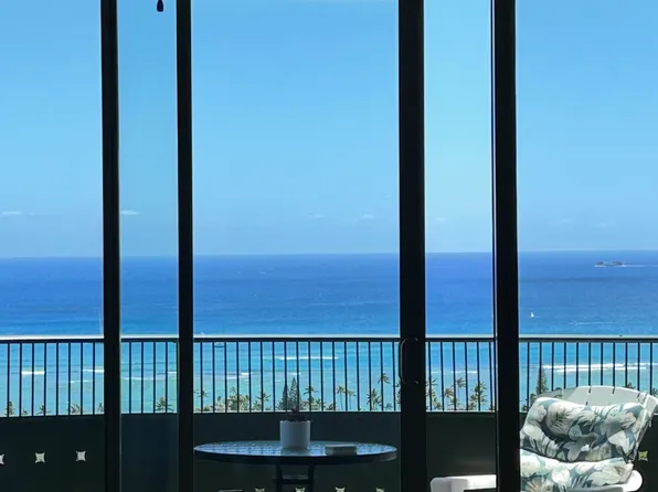 421 Olohana St APT 2604, Honolulu, HI 96815