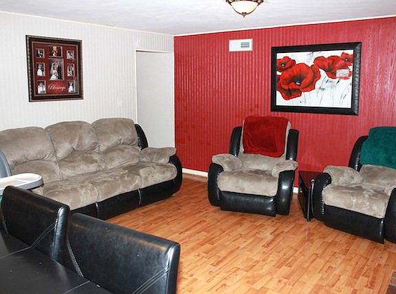 4th image of 67 Painter Ave