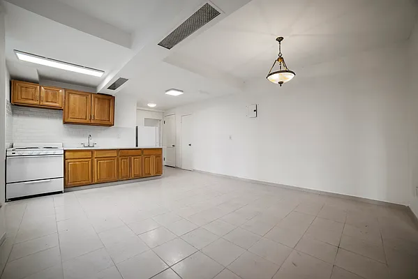 Rented by Joel Scharf, LREB | media 12