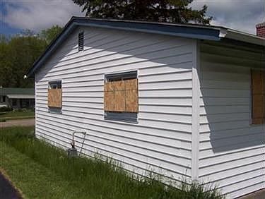 4th image of 1351 Dryden Ave