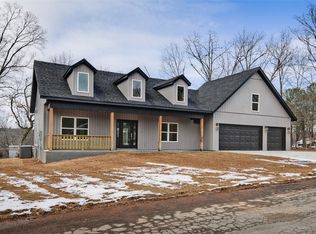 37 Forfar Cir, Bella Vista, AR 72715